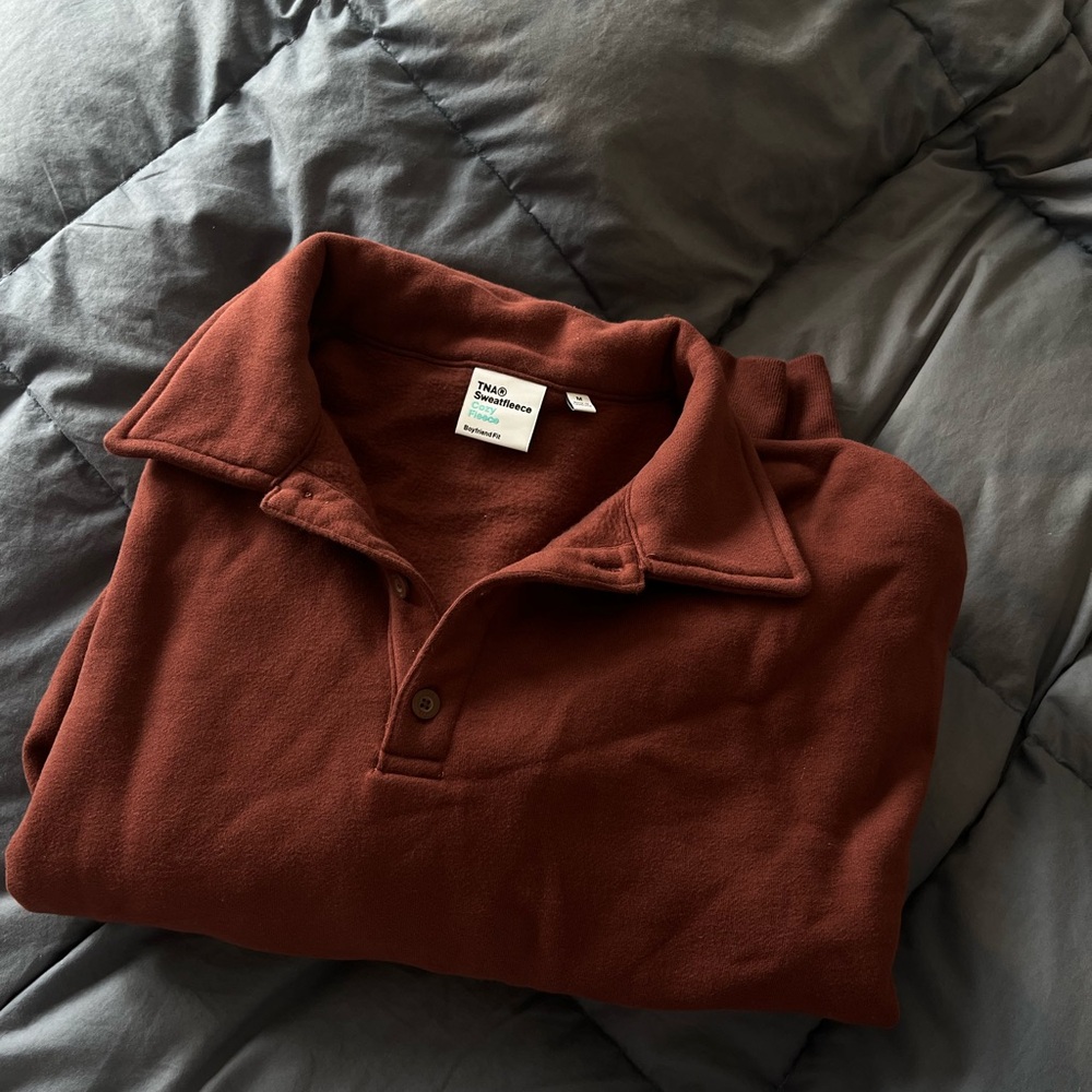 NWT Aritzia Cozy BF Polo - Picture 3 of 4